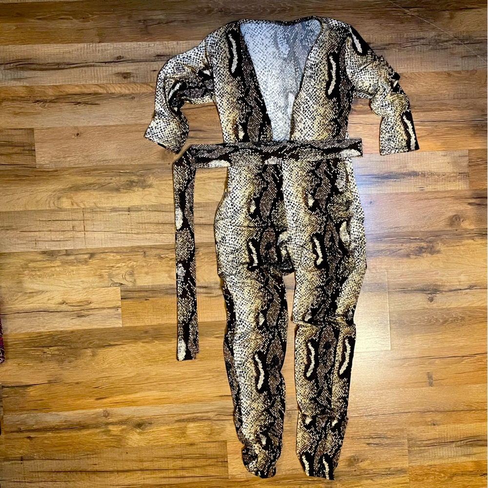 Sexy Snakeskin Catsuit | Stretchy Long Sleeve Jumpsuit